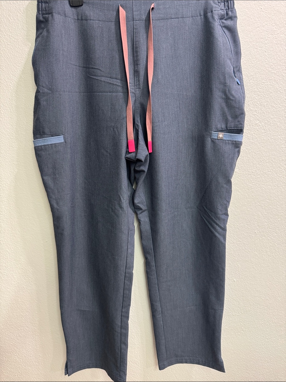 Women’s Slate Gray Drawstring FIGS Pants with Pink Accents